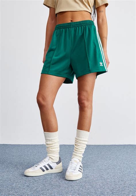 adidas short grün|Green .